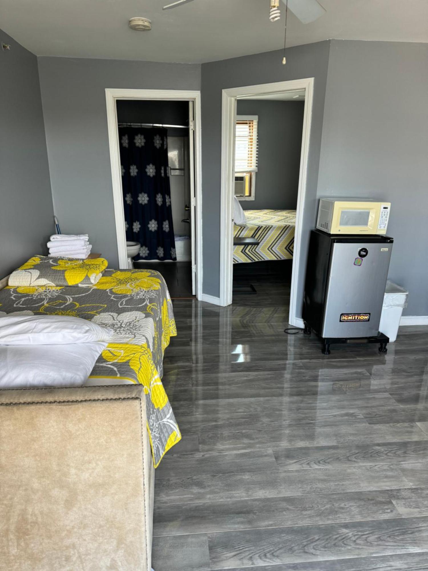 12 Ashworth Ave Suites Hampton Eksteriør billede